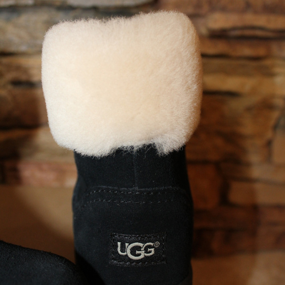 UGG JORIE TODDLER‎ SUEDE SHEARLING BOOTS BLACK - Picture 3 of 6